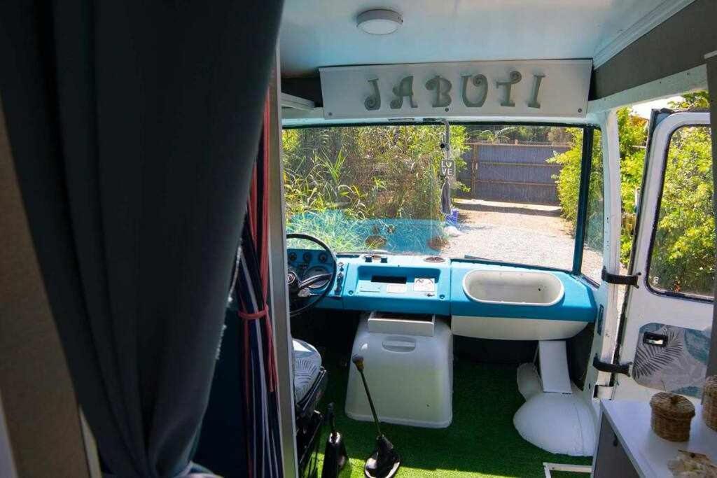 Jabuti Autocaravana Con Porche Y Aparcamiento カディス エクステリア 写真