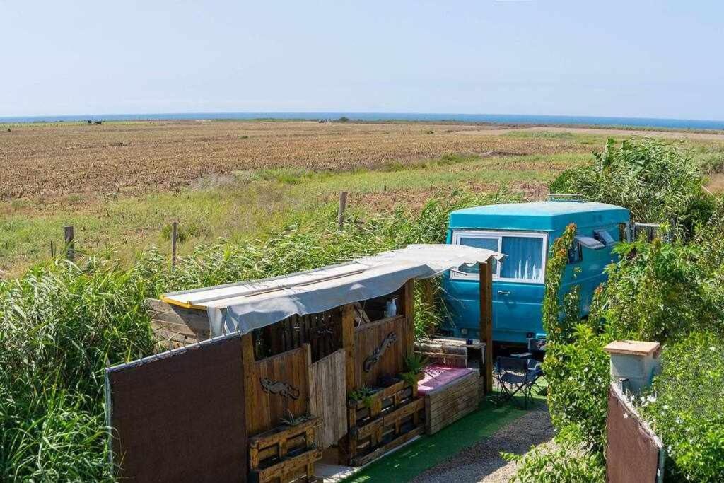 Jabuti Autocaravana Con Porche Y Aparcamiento カディス エクステリア 写真